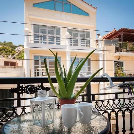 Holiday home & Away Maisonette *